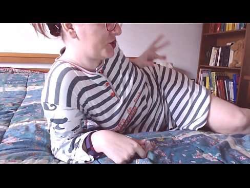 ❤️ E lawe i kēia moa ʻeleʻele nui i loko o kou waha ke kauā liʻiliʻi ️❌ Super sex ma haw.fullsexmovs.ru ☑